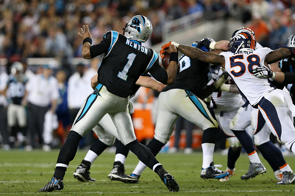 von-miller-forced-fumble-super-bowl-50.jpg